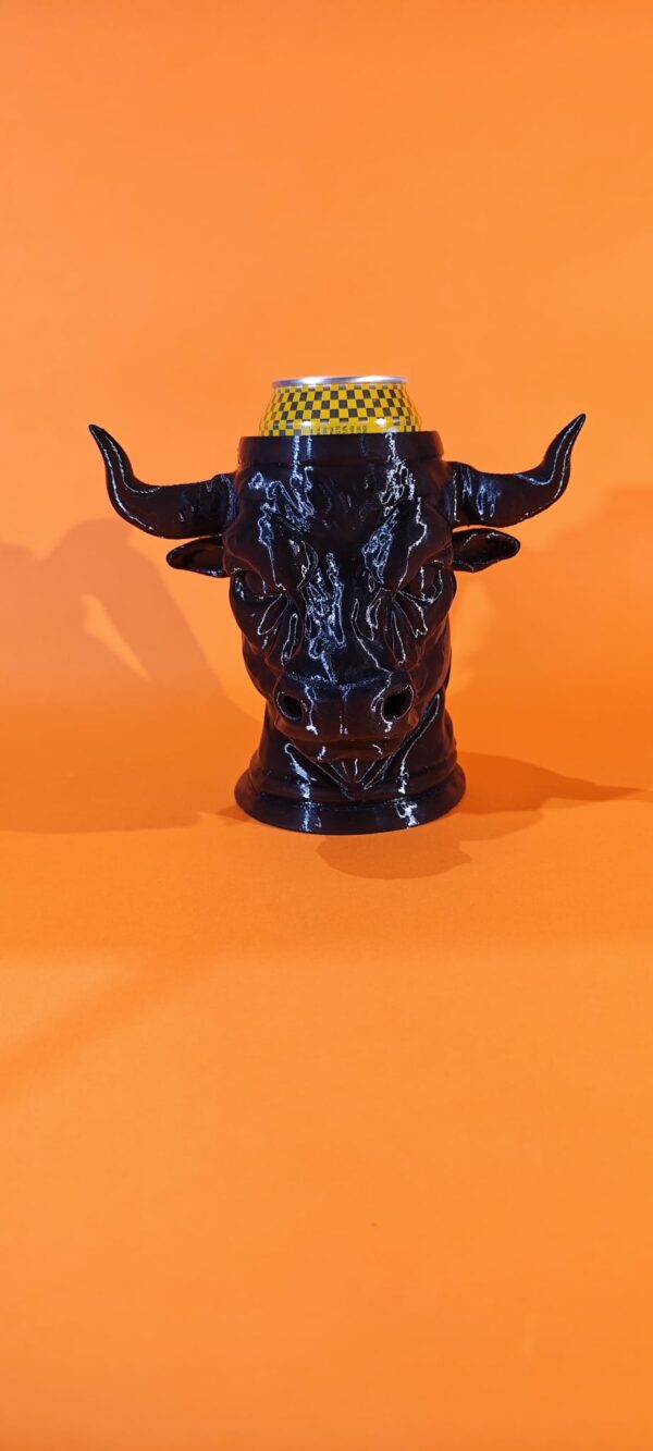 3D geometrijski bik Bull King – zidna dekoracija