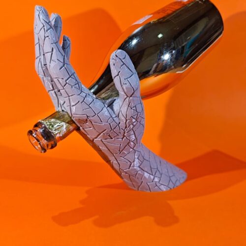 IMG-20251012-WA0062 Ruka- držač za vino