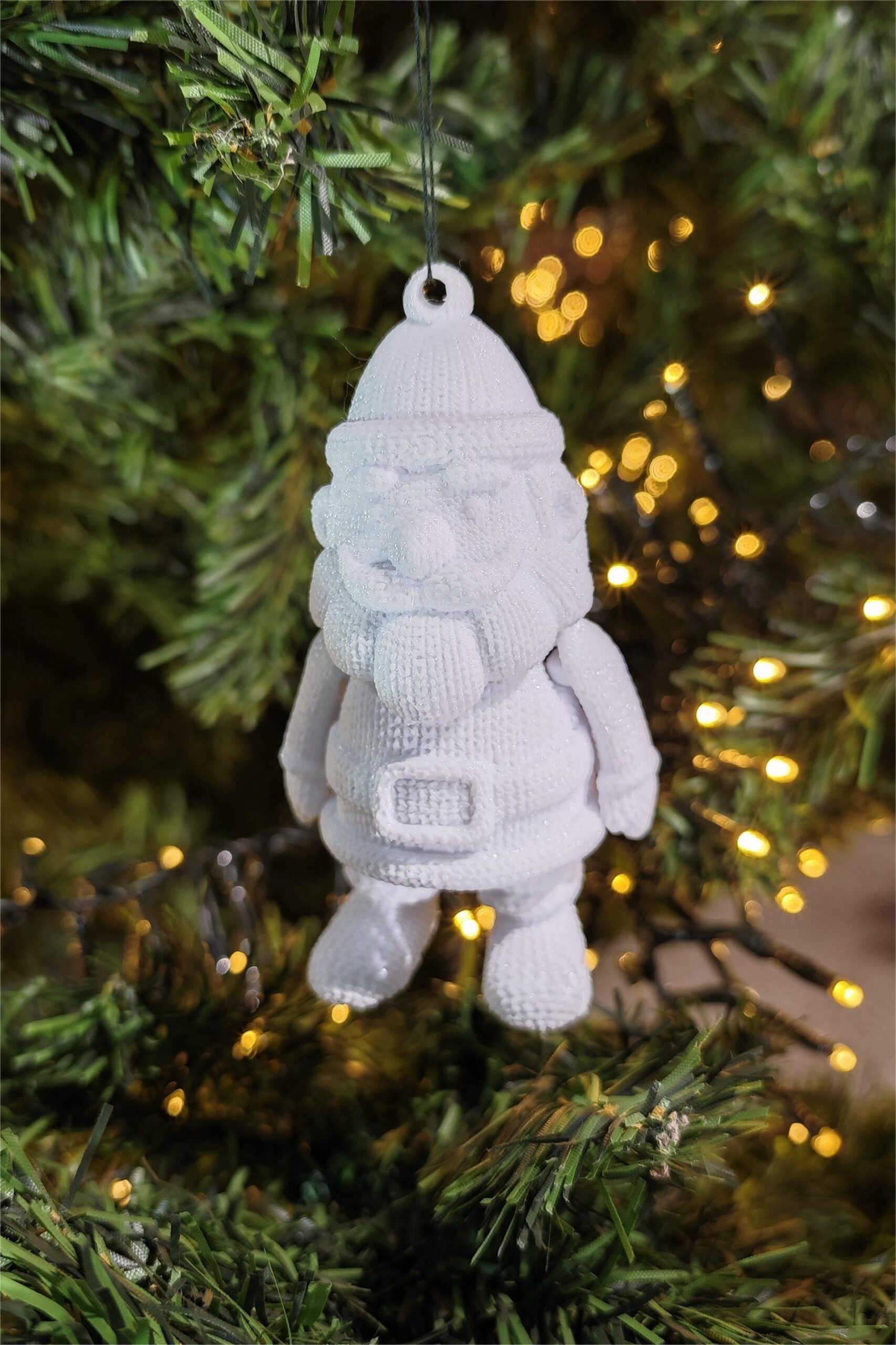 Božićni pleteni Djedica – 3D blagdanska dekoracija